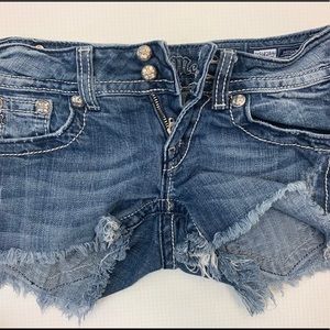 Miss Me Short Shorts with fray on bottom